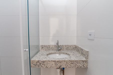 Banheiro de apartamento à venda com 2 quartos, 35m² em Vila Maria Alta, São Paulo