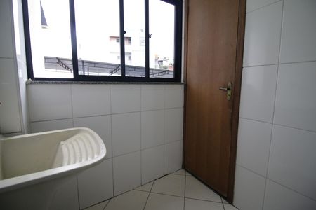 Apartamento à venda com 70m², 2 quartos e 1 vagaÁrea de Serviço