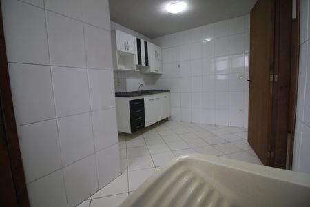 Apartamento à venda com 70m², 2 quartos e 1 vagaÁrea de Serviço