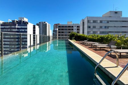 Studio à venda com 25m², 1 quarto e sem vagapiscina
