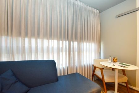sala jantar e estar de kitnet/studio à venda com 1 quarto, 25m² em Perdizes, São Paulo