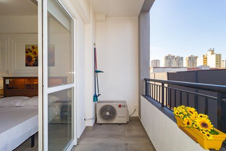 Varanda de kitnet/studio para alugar com 1 quarto, 24m² em Belenzinho, São Paulo