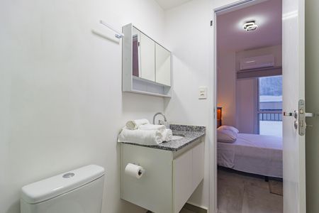Studio para alugar com 24m², 1 quarto e sem vaga Studio para alugar com 24m², 1 quarto e sem vagaBanheiro
