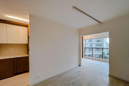 Apartamento para alugar com 75m², 2 quartos e 1 vagaSala
