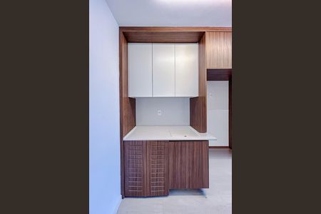Apartamento para alugar com 75m², 2 quartos e 1 vagaÁrea de Serviço