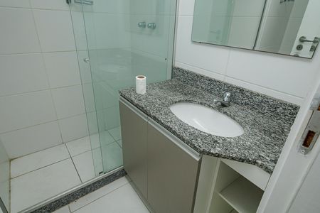 Apartamento à venda com 54m², 2 quartos e 1 vaga Apartamento à venda com 54m², 2 quartos e 1 vagaBanheiro