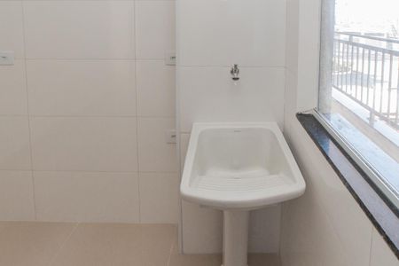 Apartamento para alugar com 31m², 2 quartos e sem vaga Apartamento para alugar com 31m², 2 quartos e sem vagaCozinha e Área de Serviço