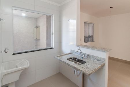 Apartamento para alugar com 31m², 2 quartos e sem vaga Apartamento para alugar com 31m², 2 quartos e sem vagaCozinha e Área de Serviço