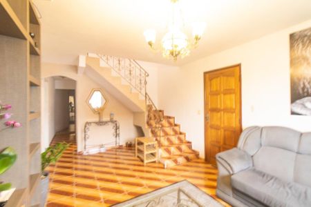 Casa à venda com 300m², 3 quartos e 3 vagasSala