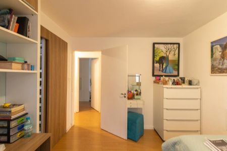 Casa à venda com 300m², 3 quartos e 3 vagasQuarto 2