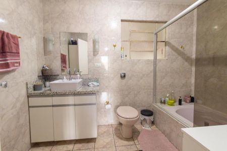 Casa à venda com 300m², 3 quartos e 3 vagasBanheiro Social  1