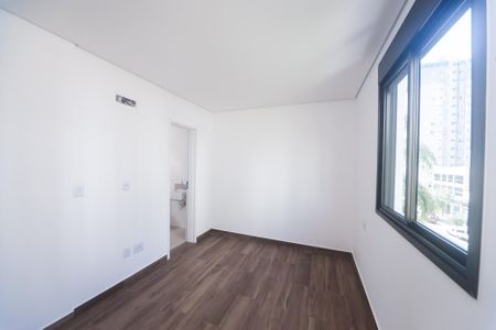 suite  de apartamento à venda com 3 quartos, 184m² em Buritis, Belo Horizonte