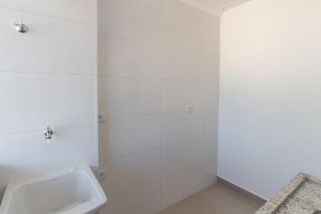 Apartamento para alugar com 31m², 2 quartos e sem vaga Apartamento para alugar com 31m², 2 quartos e sem vagaCozinha e Área de Serviço