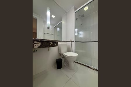 Studio para alugar com 31m², 1 quarto e 1 vaga Studio para alugar com 31m², 1 quarto e 1 vagaBanheiro