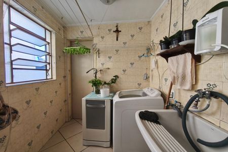 Apartamento à venda com 174m², 3 quartos e 3 vagas Apartamento à venda com 174m², 3 quartos e 3 vagasÁrea de Serviço