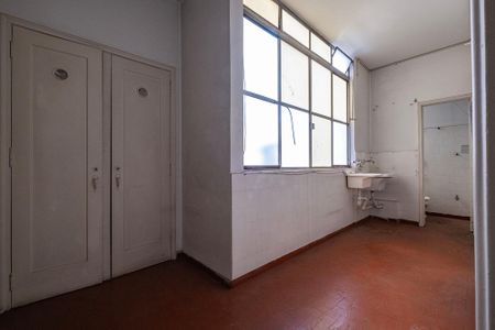 Apartamento para alugar com 143m², 3 quartos e sem vaga Apartamento para alugar com 143m², 3 quartos e sem vagaÁrea de Serviço