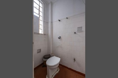 Apartamento para alugar com 143m², 3 quartos e sem vaga Apartamento para alugar com 143m², 3 quartos e sem vagaÁrea de Serviço - Banheiro