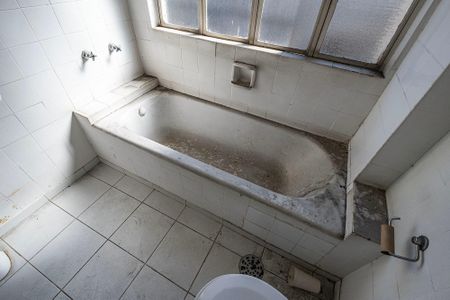 Apartamento para alugar com 143m², 3 quartos e sem vaga Apartamento para alugar com 143m², 3 quartos e sem vagaBanheiro