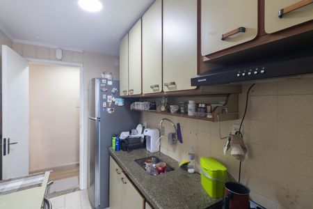 Cozinha de apartamento para alugar com 2 quartos, 62m² em Jardim Andarai, São Paulo