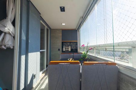 Apartamento à venda com 88m², 3 quartos e 1 vagaVaranda