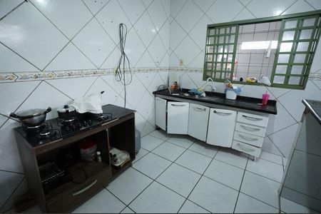 Casa à venda com 150m², 4 quartos e 3 vagas