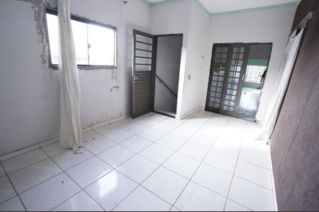 Casa à venda com 150m², 4 quartos e 3 vagas