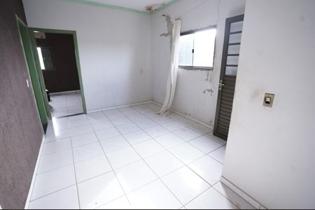 Casa à venda com 150m², 4 quartos e 3 vagas