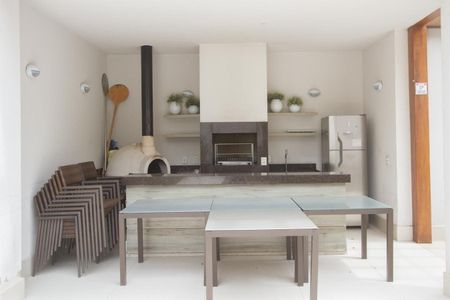 Apartamento à venda com 92m², 2 quartos e 2 vagasChurrasqueira