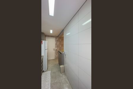 Apartamento à venda com 92m², 2 quartos e 2 vagasCozinha e Área de Serviço