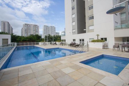 Apartamento à venda com 92m², 2 quartos e 2 vagasPiscina