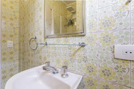 Banheiro 2 de apartamento para alugar com 3 quartos, 167m² em Itaim Bibi, São Paulo