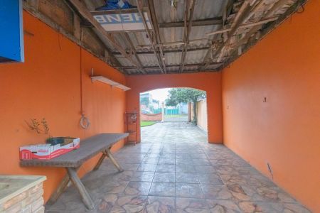 Garagem de casa à venda com 3 quartos, 300m² em Olaria, Canoas