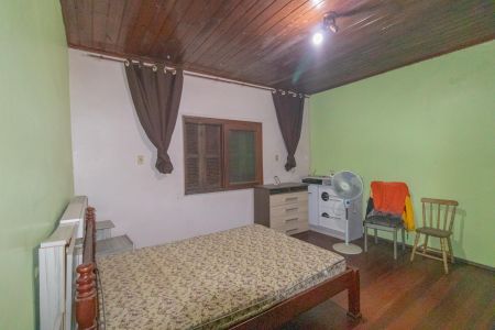 Casa à venda com 300m², 3 quartos e 2 vagas Casa à venda com 300m², 3 quartos e 2 vagasQuarto 2