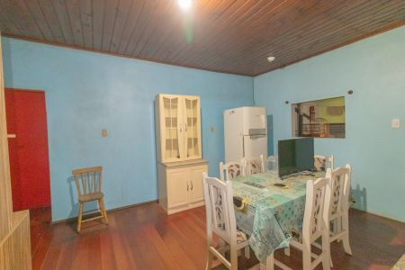 Casa à venda com 300m², 3 quartos e 2 vagas Casa à venda com 300m², 3 quartos e 2 vagasCozinha