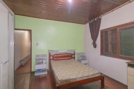 Casa à venda com 300m², 3 quartos e 2 vagas Casa à venda com 300m², 3 quartos e 2 vagasQuarto 2