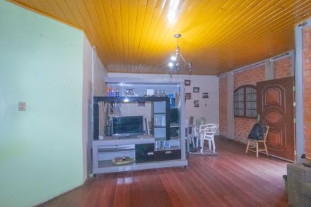 Casa à venda com 300m², 3 quartos e 2 vagas Casa à venda com 300m², 3 quartos e 2 vagasSala