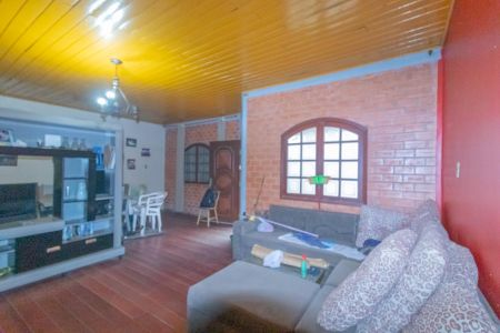 Casa à venda com 300m², 3 quartos e 2 vagas Casa à venda com 300m², 3 quartos e 2 vagasSala