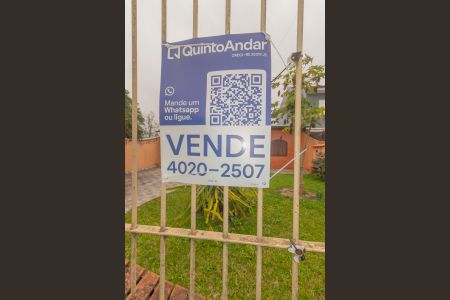 Casa à venda com 300m², 3 quartos e 2 vagas Casa à venda com 300m², 3 quartos e 2 vagasplaca