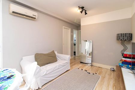Sala de apartamento à venda com 2 quartos, 53m² em Cristal, Porto Alegre