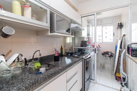 Cozinha de apartamento à venda com 2 quartos, 53m² em Cristal, Porto Alegre