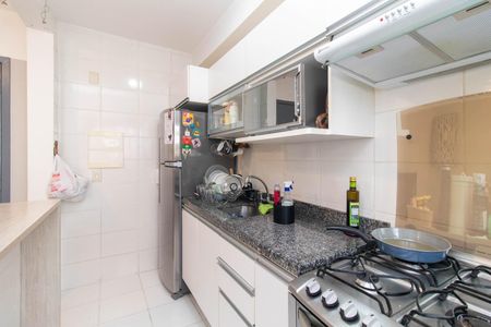 Cozinha de apartamento à venda com 2 quartos, 53m² em Cristal, Porto Alegre