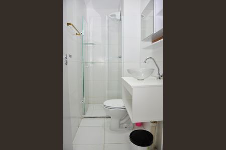 Apartamento para alugar com 33m², 2 quartos e sem vagaDetalhe - Banheiro Social