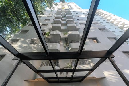 Apartamento para alugar com 120m², 1 quarto e 2 vagas Apartamento para alugar com 120m², 1 quarto e 2 vagasFachada