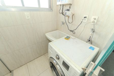 Apartamento para alugar com 120m², 1 quarto e 2 vagas Apartamento para alugar com 120m², 1 quarto e 2 vagasCozinha e Área de Serviço
