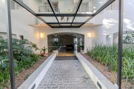 Apartamento para alugar com 120m², 1 quarto e 2 vagas Apartamento para alugar com 120m², 1 quarto e 2 vagasFachada