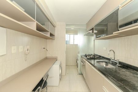 Apartamento para alugar com 120m², 1 quarto e 2 vagas Apartamento para alugar com 120m², 1 quarto e 2 vagasCozinha e Área de Serviço