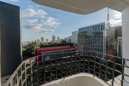 Apartamento para alugar com 120m², 1 quarto e 2 vagas Apartamento para alugar com 120m², 1 quarto e 2 vagasVista