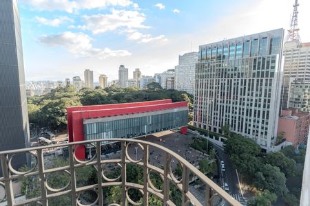Apartamento para alugar com 120m², 1 quarto e 2 vagas Apartamento para alugar com 120m², 1 quarto e 2 vagasSacada