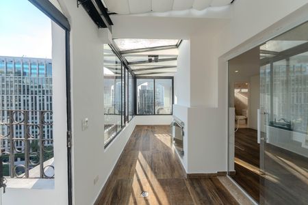 Apartamento para alugar com 120m², 1 quarto e 2 vagas Apartamento para alugar com 120m², 1 quarto e 2 vagasSacada