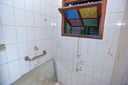 Casa para alugar com 180m², 3 quartos e 2 vagas Casa para alugar com 180m², 3 quartos e 2 vagasBanheiro da Suíte